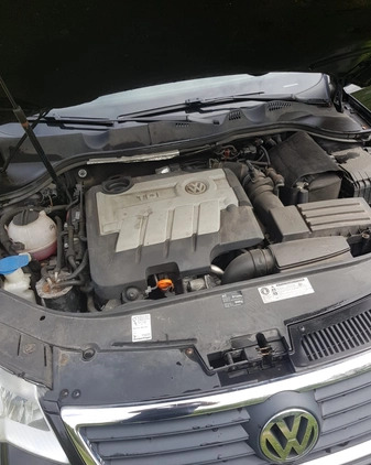 Volkswagen Passat cena 9988 przebieg: 247000, rok produkcji 2010 z Ciechanów małe 56